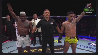 Daniel Santos wins unanimous decision over Bolaji Oki